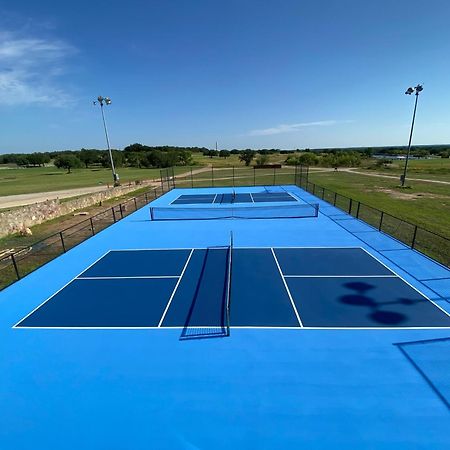 The Hideout Golf Club & Resort Lake Brownwood Bagian luar foto